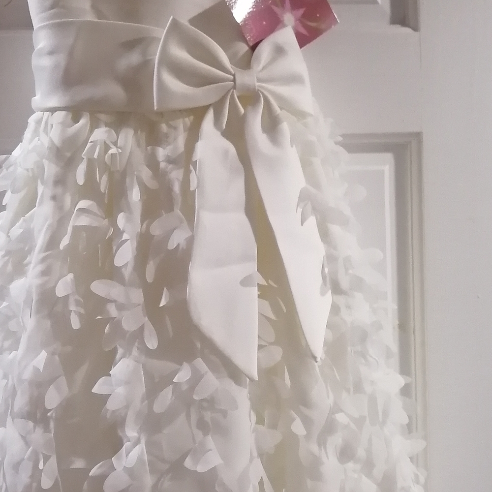 Very Beautiful Dress 😍for 8 years old(Brand New)